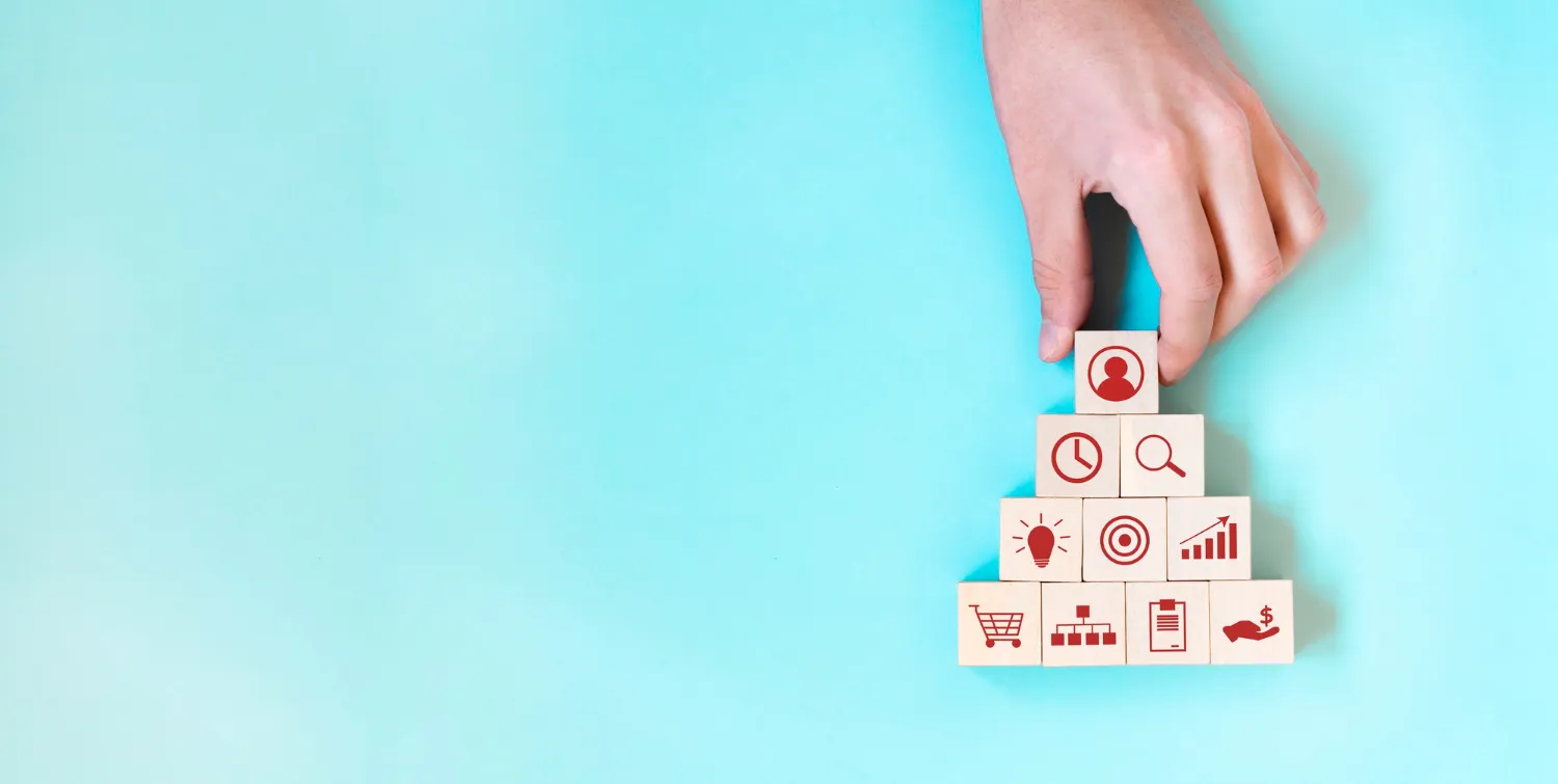 Why the Most Successful SMEs Review Their Business Model More Often Than Their Competitors